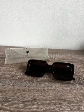 Quay Australia “Total Vibe Mini” Sunglasses